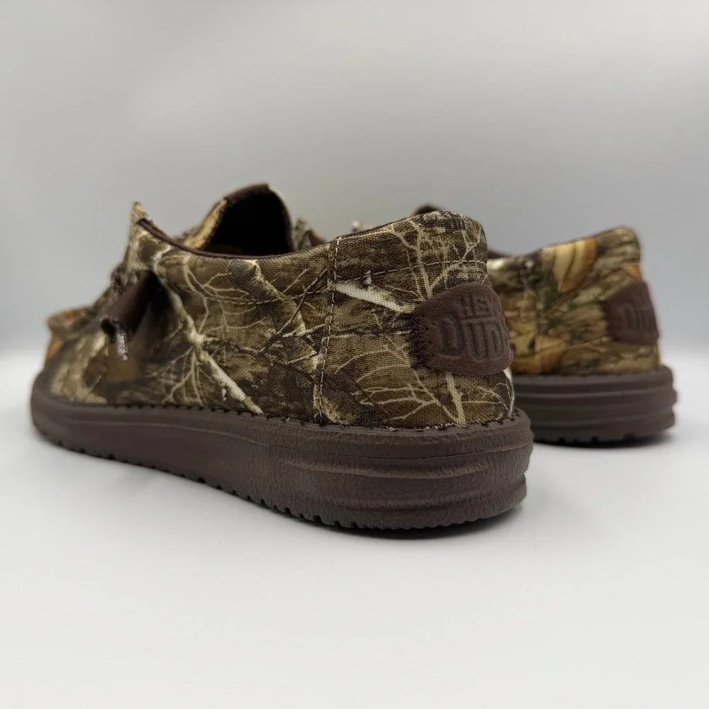 Hey Dude Wally Realtree Edge Men Size 8 Brown/Natural Camo Loafers 41274-21S NEW